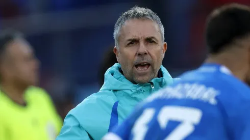 Álvarez permitirá la salida de Assadi y Morales