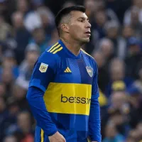 Amarga celebración: Gary Medel gana su primer clásico pero en la banca de Boca Juniors