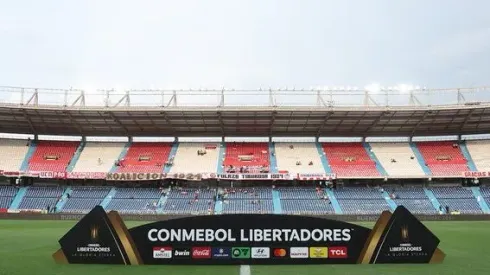 Colo Colo se juega el paso a cuartos en Colombia.