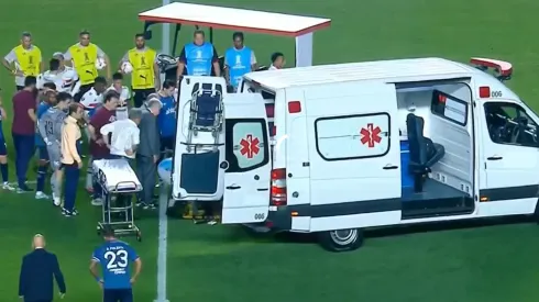 Juan Izquierdo preocupó a todos por su desplome en el estadio Morumbí.