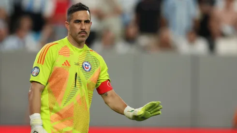 Claudio Bravo no fue citado para las Eliminatorias