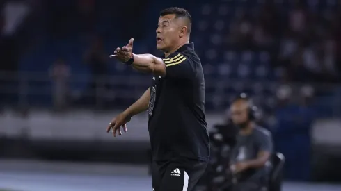 Jorge Almirón se gana el corazón del plantel de Colo Colo.