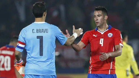 Mauricio Isla tuvo un especial mensaje para Claudio Bravo.