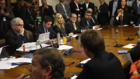 Comisión de Constitución de la Cámara de diputados vota el séptimo retiro.