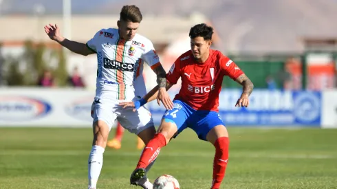 Franco García enfrenta al brasileño Jader Gentil en El Salvador.