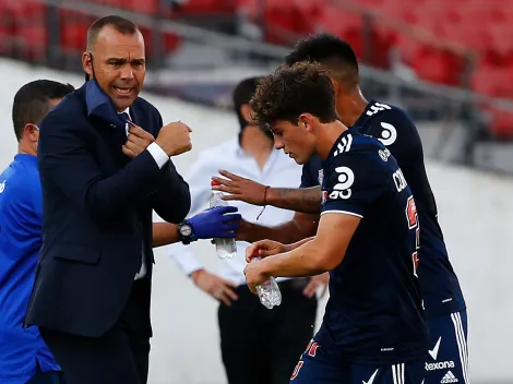 Ex DT de la U manda a periodista a "montar una peluquería"