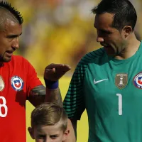 Claudio Bravo piensa que Colo Colo puede ganar la Copa Libertadores: \'Se lo dije a Vidal\'
