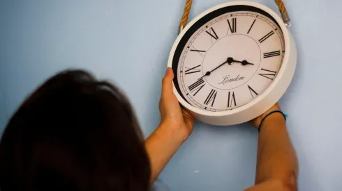 Cambio de hora en Chile: ¿Se adelanta o atrasa el reloj este 7 de septiembre?