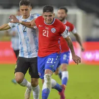Lesión de Diego Valdés le deja servida la mesa a Carlos Palacios para ser el 10 de Chile