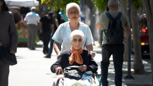 ¿Quiénes reciben un pago extra del Aguinaldo de Fiestas Patrias 2024?