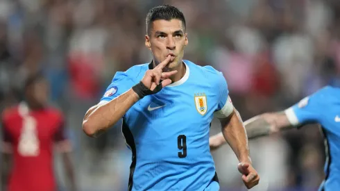 Luis Suárez le dice adiós a Uruguay.