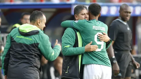 Bolivia ensaya cambio de esquema para enfrentar a Chile.