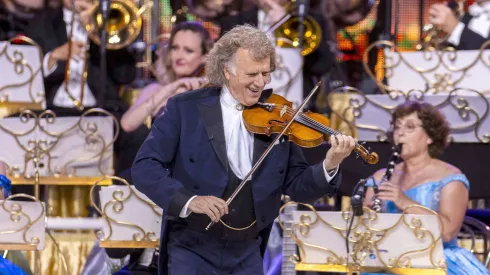 Andre Rieu und das Johann Strauss Orchester live bei einem Konzert seiner World Tour in der Messehalle. Erfurt, 05.06.2024 *** Andre Rieu and the Johann Strauss Orchestra live at a concert of his World Tour in the Messehalle Erfurt, 05 06 2024 Foto:xM.xKremerx/xFuturexImagex rieu_4607