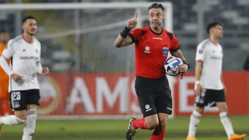 Raphael Claus dirige el duelo entre Colo Colo y River