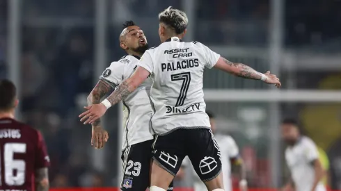 Arturo Vidal y Carlos Palacios fueron los héroes de Colo Colo ante River Plate.