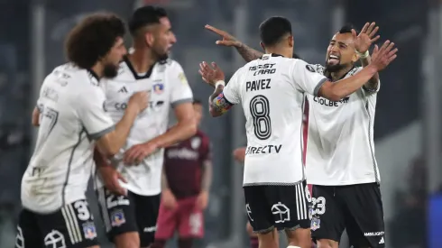 Arturo Vidal dio la asistencia en el gol de Palacios.