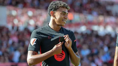 Lamine Yamal festeja uno de sus goles en el partido entre Barcelona y Girona en LaLiga 2024/25.