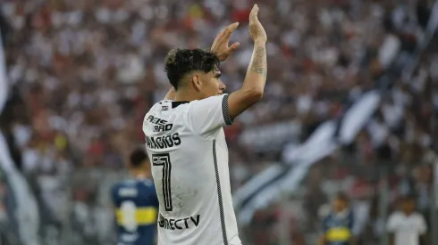 Carlos Palacios puede estar viviendo sus últimas semanas en Colo Colo.