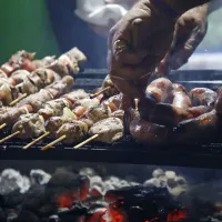 ¿Cuánto dura la carne asada en el refrigerador? Consejos para conservarla después de fiestas patrias