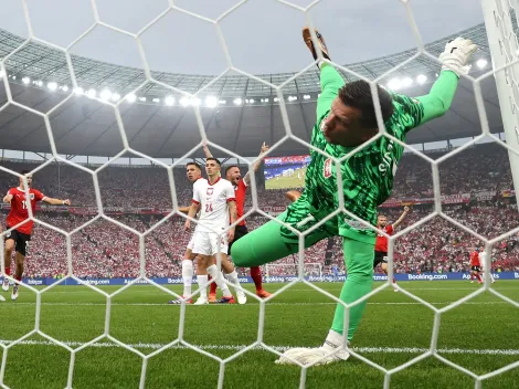 Ex compañero de Alexis le compite a Bravo el arco de Barcelona