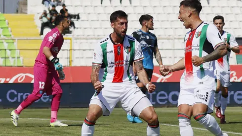 Gonzalo Sosa anotó dos penales para el triunfo clave de Palestino ante Iquique.