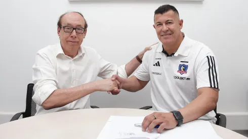 Jorge Almirón tiene a todos contentos en Colo Colo.