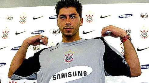Johnny Herrera estuvo un año en el Corinthians.