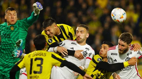 Peñarol eliminó a Flamengo: en Brasil siguen sin creerlo