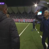 Tiago Nunes reclama que árbitros ayudan a Colo Colo tras expulsión de sus jugadores: \'Ayer ninguna amarilla\'