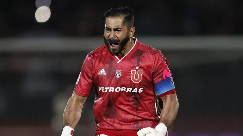 Johnny Herrera sigue molesto tras las expulsiones en la derrota de la U.