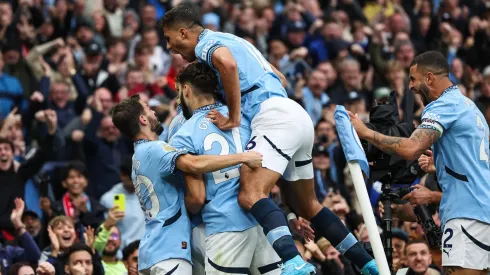 Los jugadores de Manchester City festejan el gol de Erling Haaland contra Arsenal en la Premier League 2024/25.