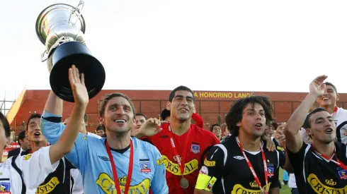 Cristian Muñoz festeja el título de Colo Colo en el Torneo Clausura 2009.