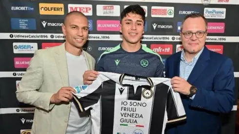 Damián Pizarro todavía no debuta en el fútbol italiano.