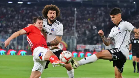 Albos y cruzados animaron un duelo que quedó en la historia de TNT Sports.