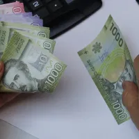 ¿Puedo recibir la PGU si estoy trabajando? Así se postula a la pensión
