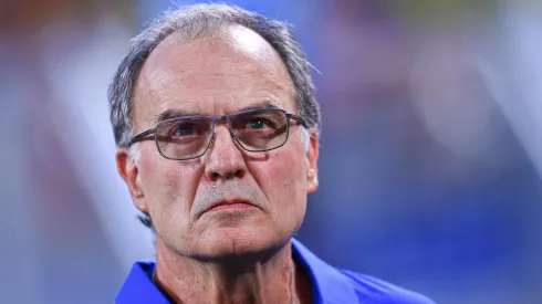 Marcelo Bielsa está cuestionado en Uruguay.
