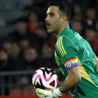 ¡Insólito! Homenaje a Claudio Bravo en duda a horas del partido entre Chile y Brasil