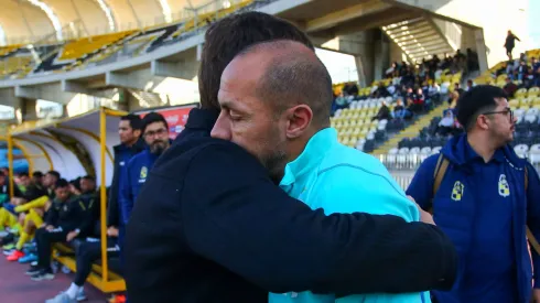 Marcelo Díaz recibió el consuelo de Fernando Díaz.
