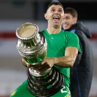 "Es una cosa de educación": histórico arquero de Boca Juniors critica a Dibu Martínez por ordinario