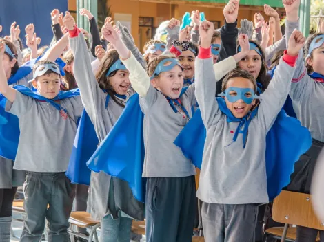 Niños con capa: son superhéroes al reconocer síntomas del ACV