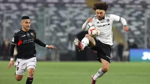 Colo Colo y Palestino se enfrentan en La Cisterna.