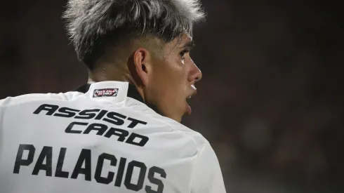Carlos Palacios será titular en Colo Colo en medio de un duro momento familiar.