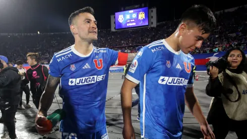 Charles Aránguiz es un ejemplo para los más jóvenes del plantel profesional de Universidad de Chile.