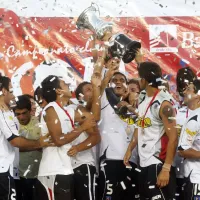 Fue tetracampeón con Colo Colo y hoy se luce en el fútbol amateur de Argentina