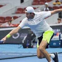 Nico Jarry gana en el Masters 1000 de París y ahora medirá raquetas con Carlos Alcaraz