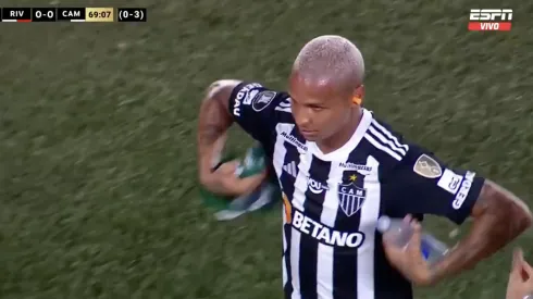 Deyverson, de Atlético Mineiro, se burló de River