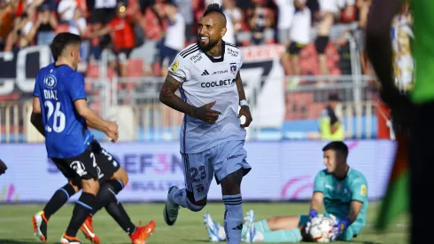 Vidal le marcó a Huachipato en la Supercopa.