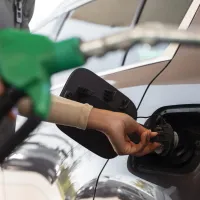 Descubre cómo maximizar el rendimiento de tu vehículo y ahorrar en bencina