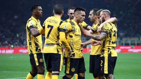 Los jugadores de Inter festejan el gol de Lautaro Martínez ante Venezia, en la Serie A 2024/25.
