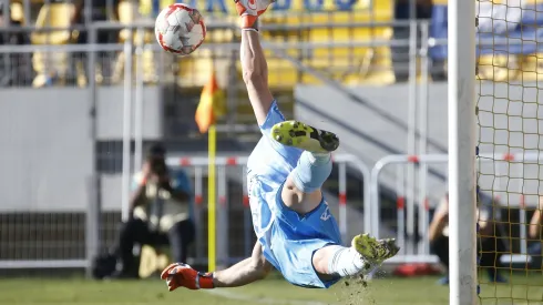 El Nacho González le tapó un penal a Zampedri.
